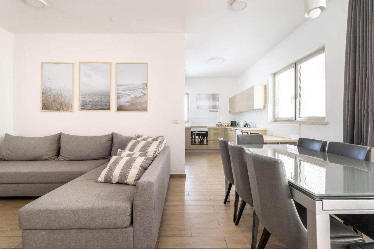 Jaffa- Beautiful 3 Bedroom Apartment Best Location Jeruzalem Buitenkant foto